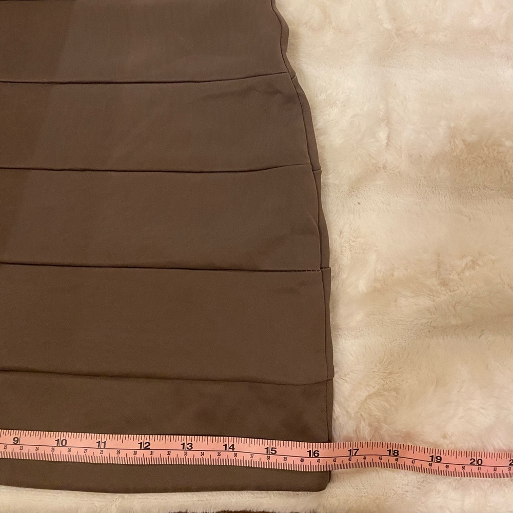 Mini Skirts Bundle - Picture 7 of 14